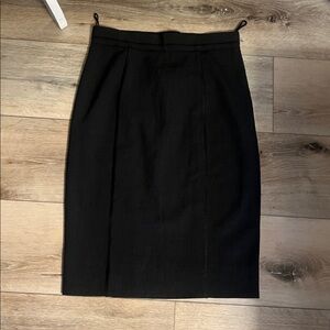 🛑 1 hour sale. Dolce & Gabbana, EU 40 US 4, Classic Black Pencil Skirt